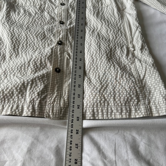 WindRiver No Fly Zone Lined Outdoor Button Up Shirt Roll-Tab Sleeves Beige Small - Picture 14 of 16